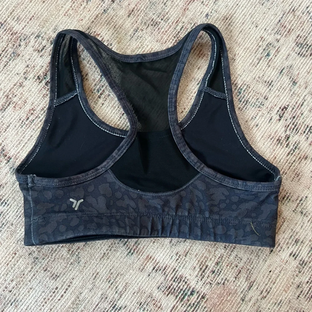 Old Navy girls Black Sports Bra Racerback Design small